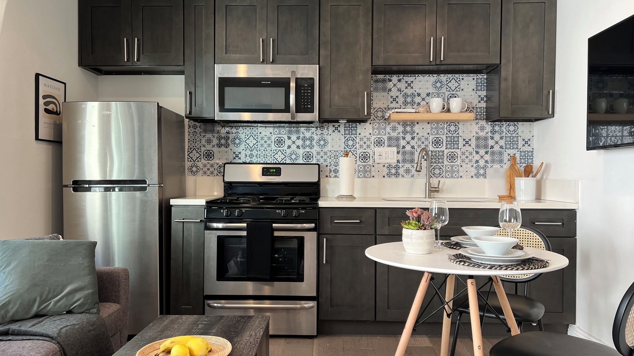 Photo of Kitchen in Mid-Wilshire