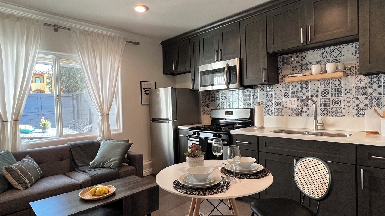 Photo of Kitchen in Mid-Wilshire