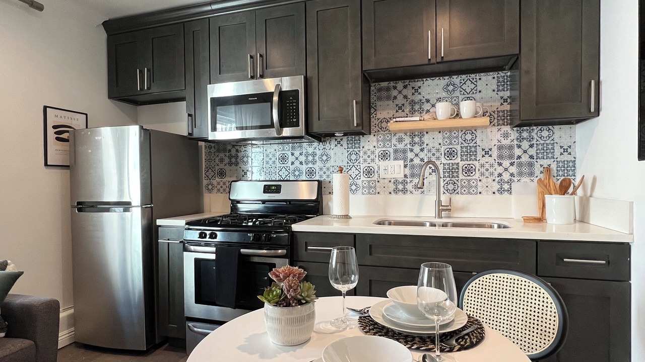 Photo of Kitchen in Mid-Wilshire