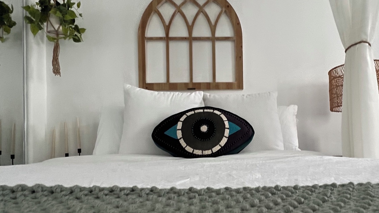 Photo of Bedroom in Mid-Wilshire