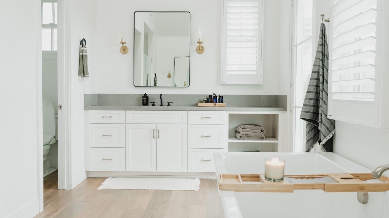 Photo of Bathroom in Cardiff-by-the-Sea