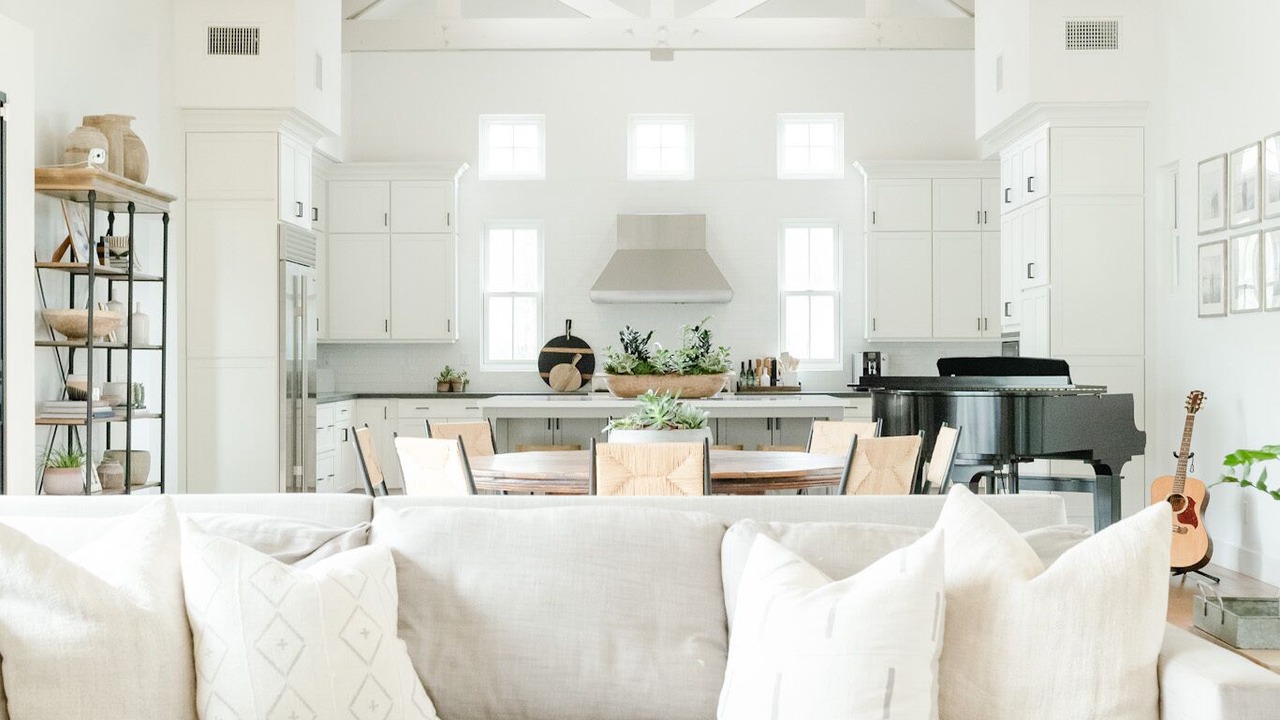 Photo of Livingroom in Cardiff-by-the-Sea