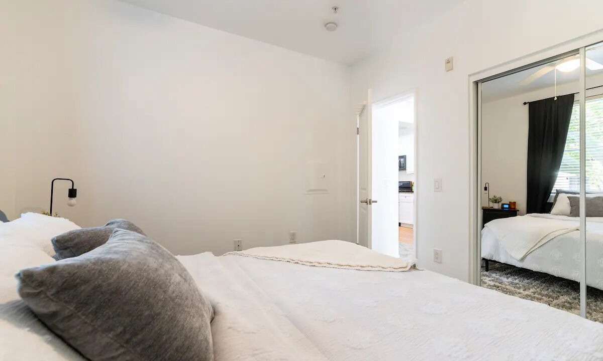 Photo of Bedroom in Airport Area