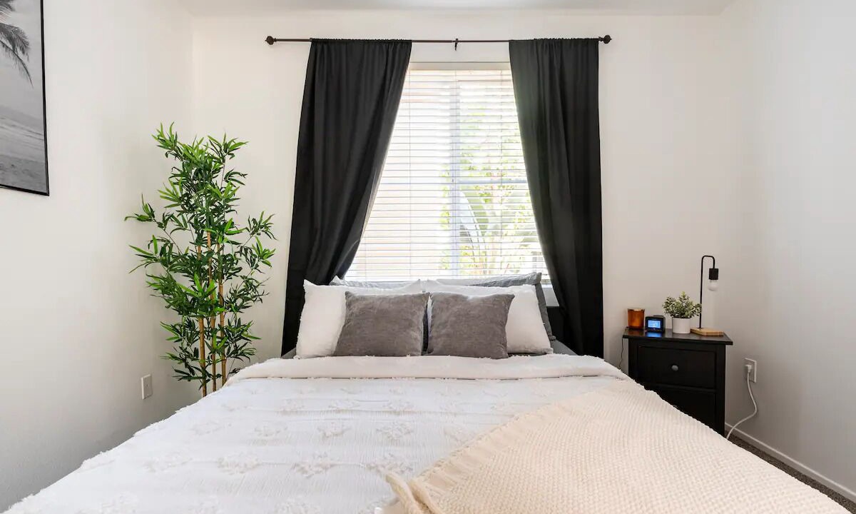 Photo of Bedroom in Airport Area