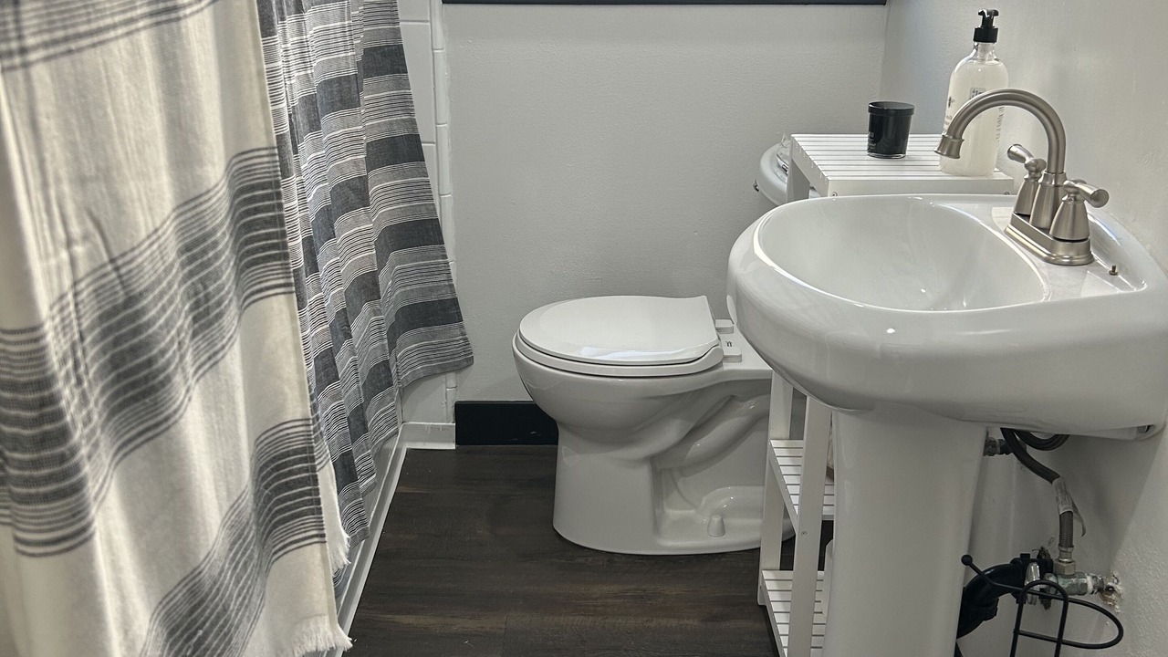 Photo of Bathroom in North Long Beach