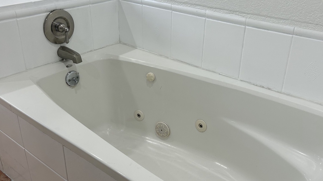 Photo of Bathroom in North Long Beach