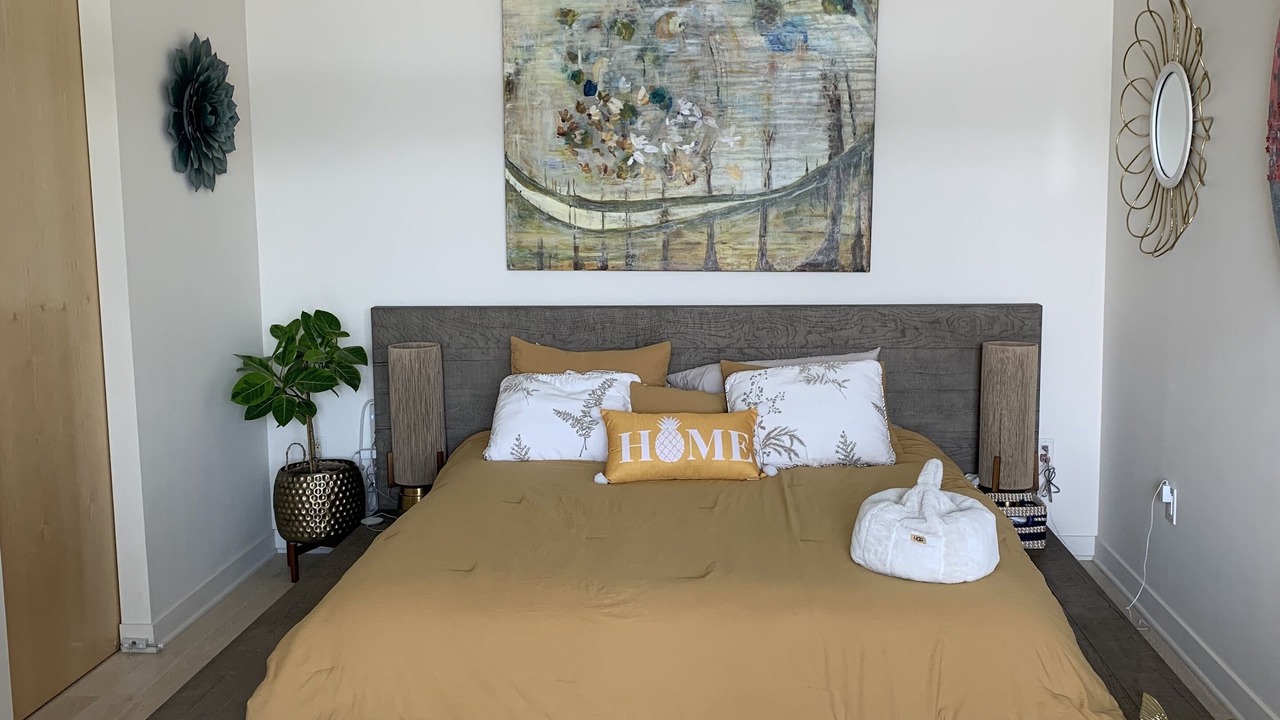 Photo of Bedroom in North of Wilshire