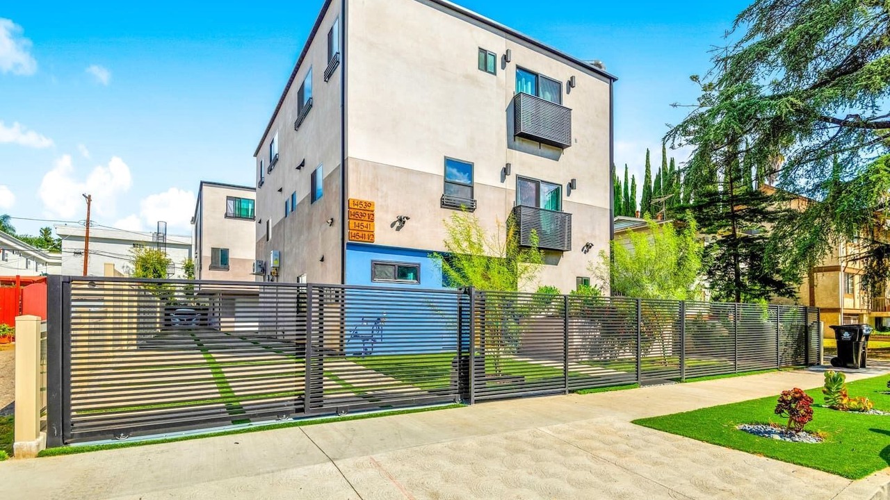 Photo of Outdoor in Sherman Oaks