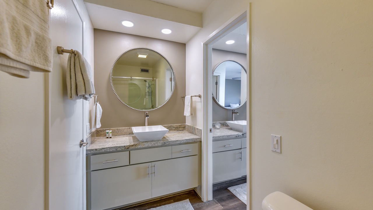 Photo of Bathroom in Sunrise Vista Chino