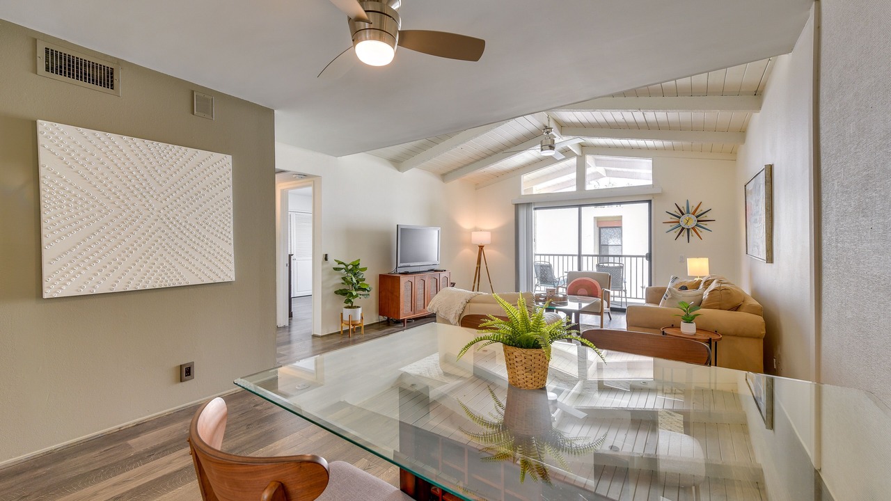 Photo of Livingroom in Sunrise Vista Chino