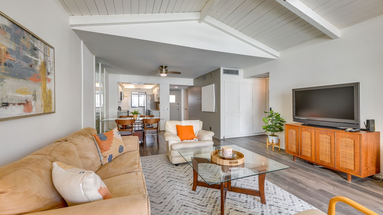 Photo of Livingroom in Sunrise Vista Chino