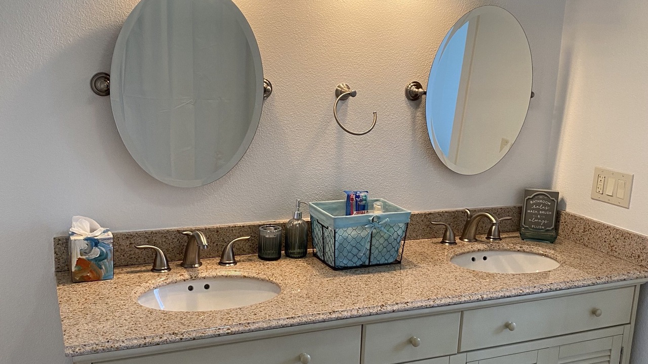 Photo of Bathroom in Lake Elsinore