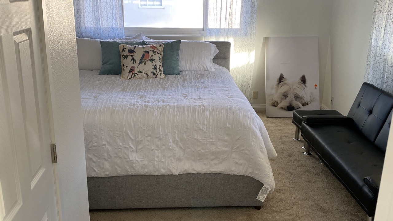 Photo of Bedroom in Lake Elsinore