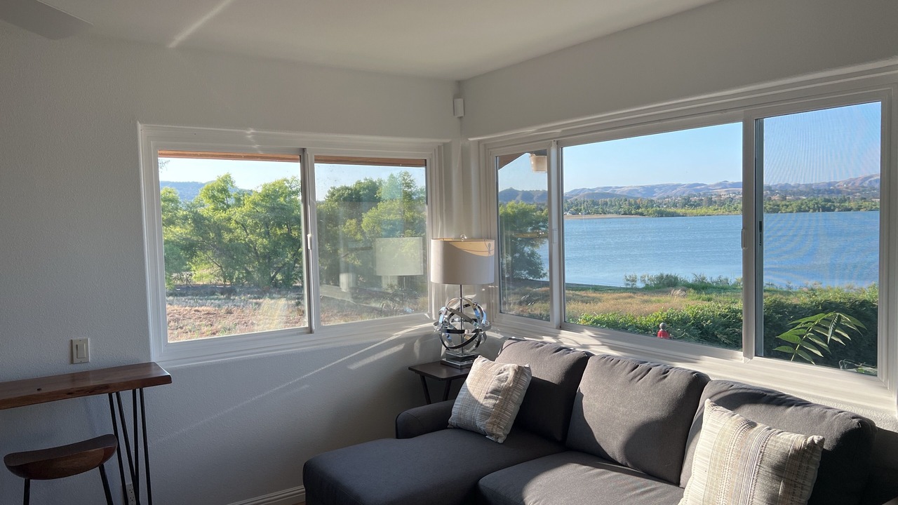 Photo of Livingroom in Lake Elsinore