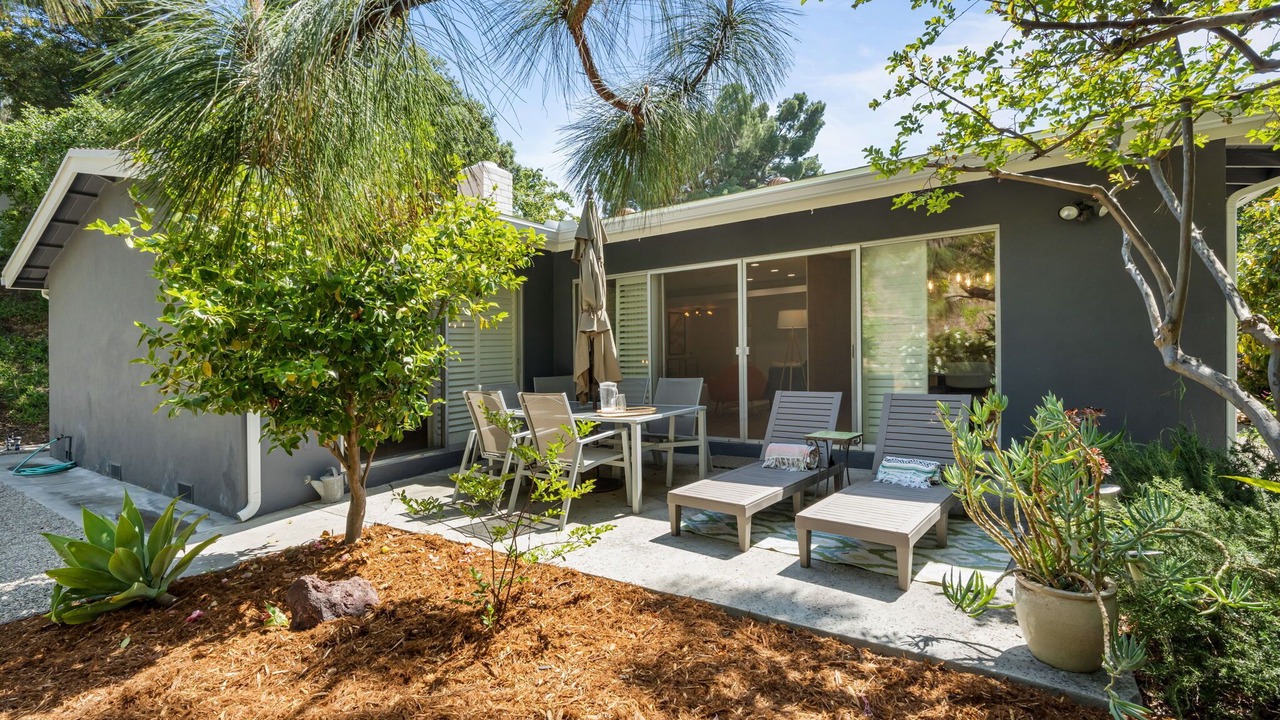 Photo of Outdoor in Studio City