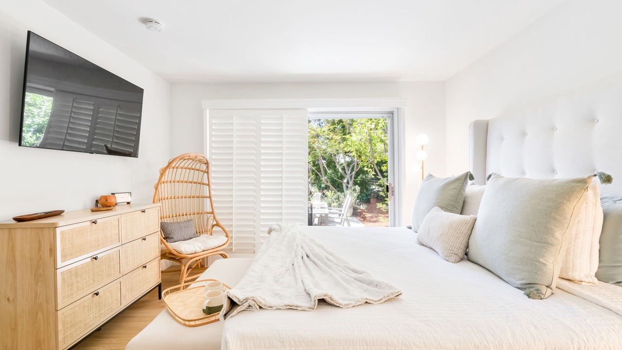 Photo of Bedroom in Studio City
