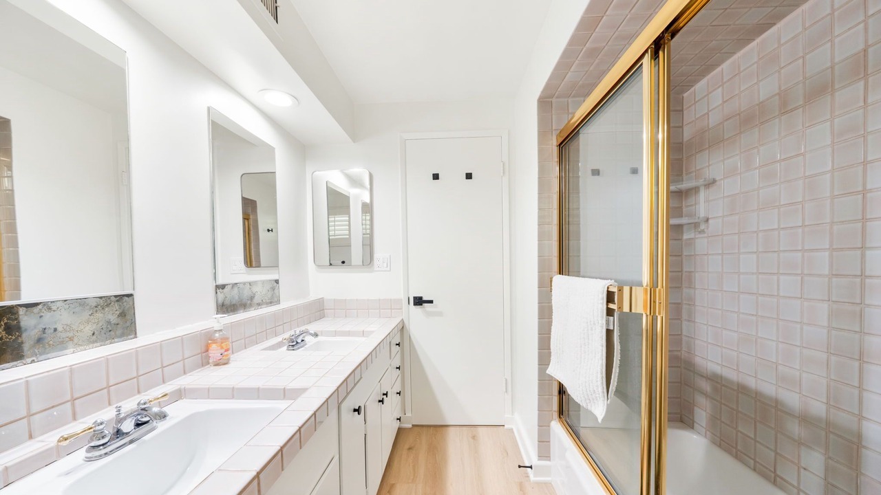 Photo of Bathroom in Studio City