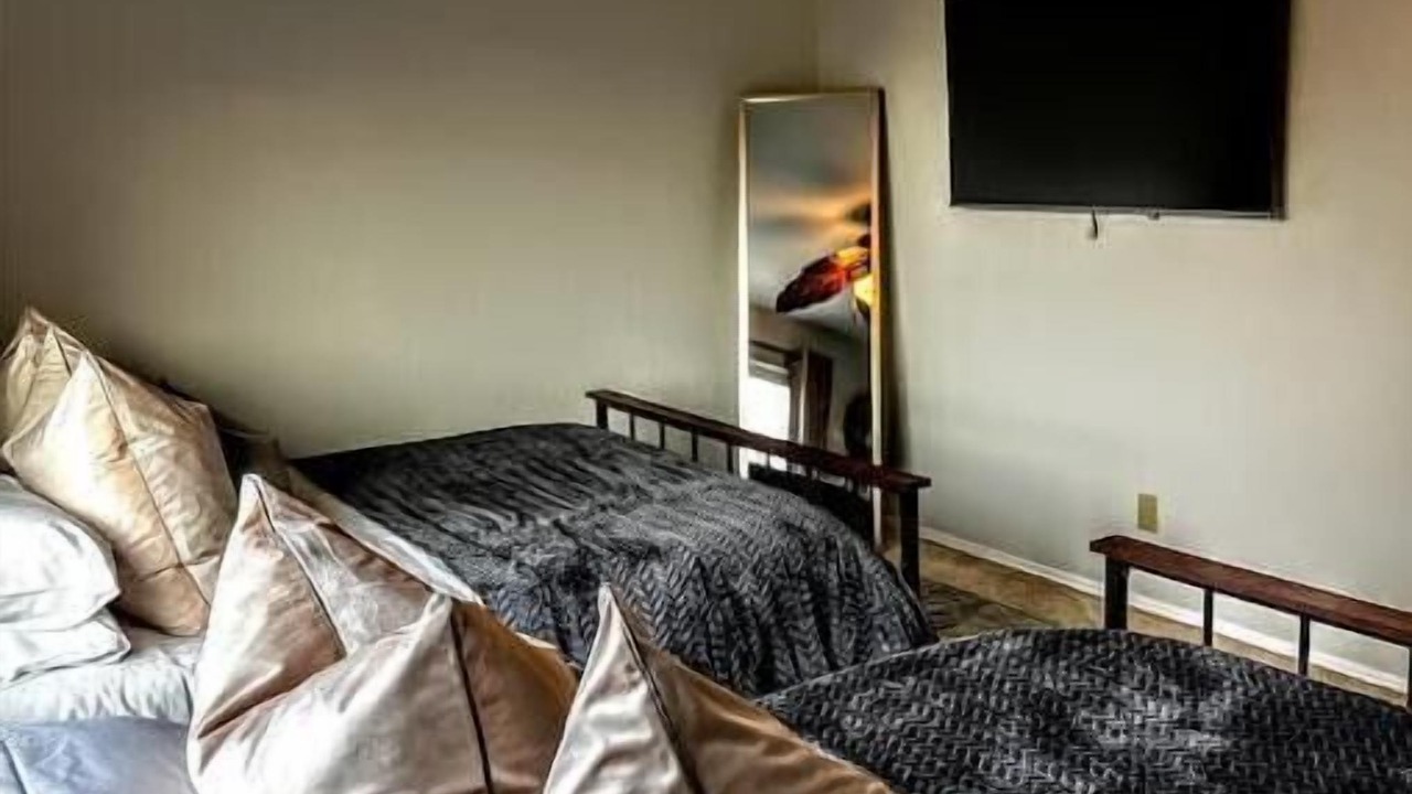 Photo of Bedroom in Escondido