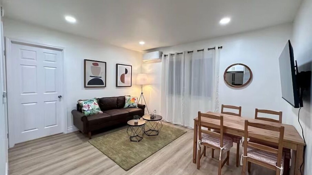 Photo of Livingroom in Ontario