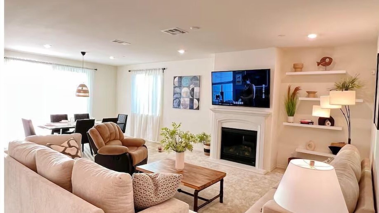 Photo of Livingroom in Hacienda Heights