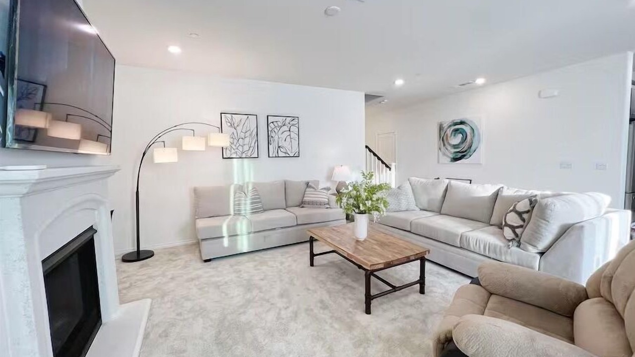 Photo of Livingroom in Hacienda Heights