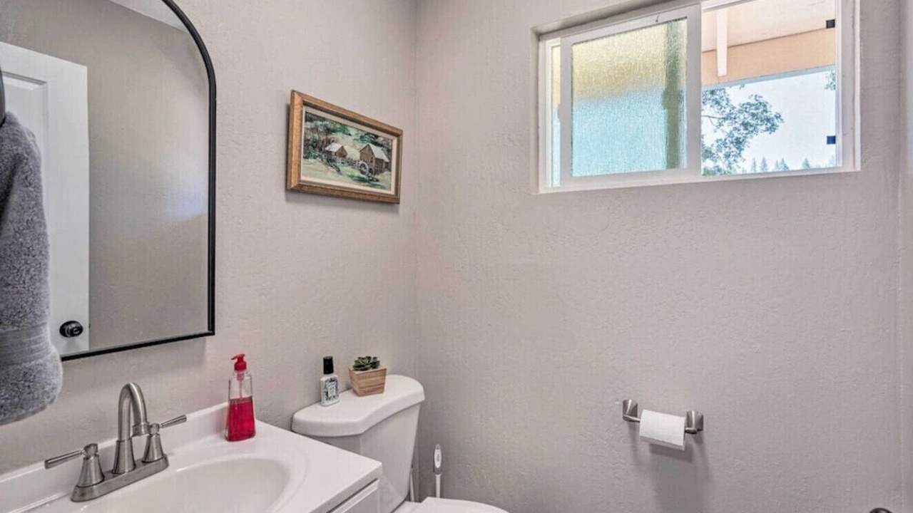 Photo of Bathroom in Glencoe