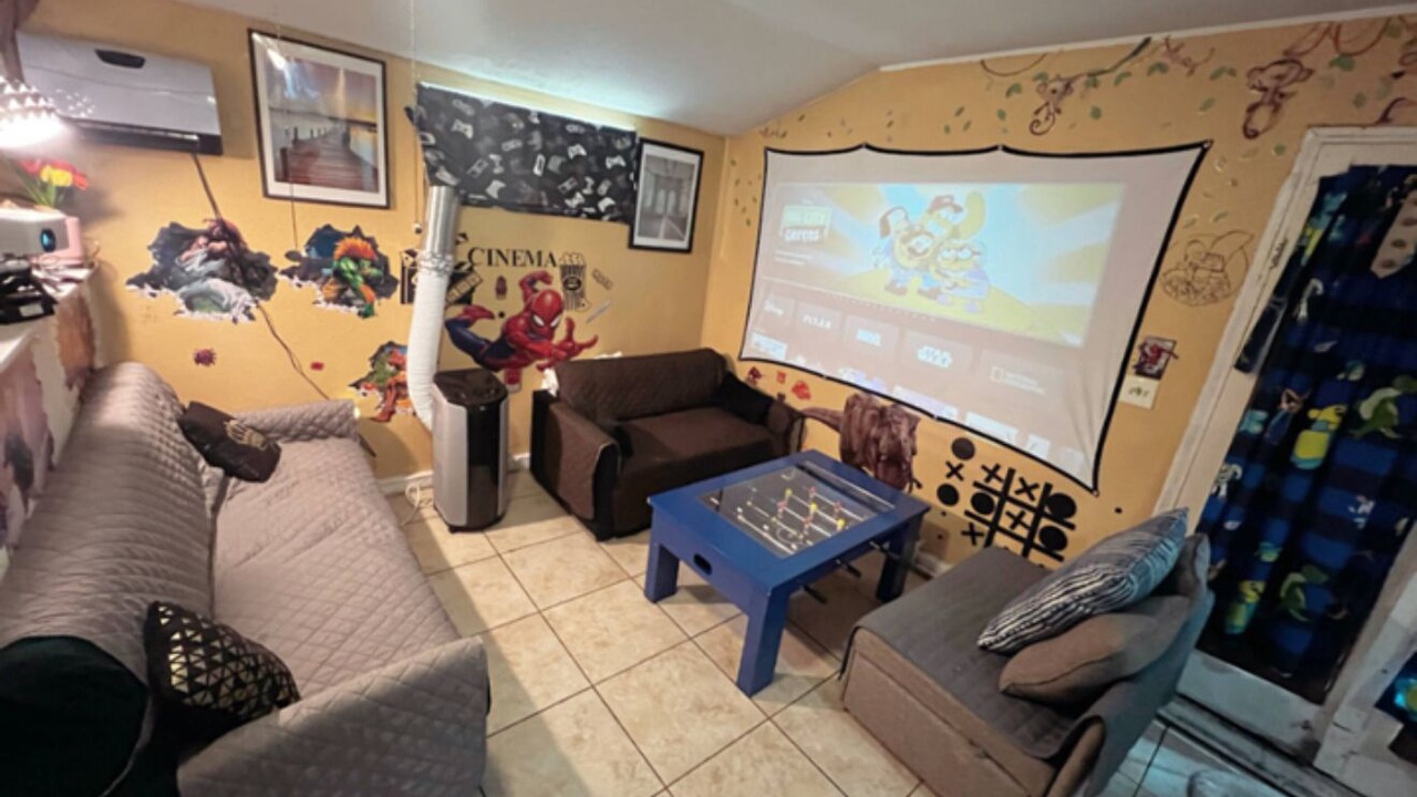 Photo of Livingroom in Walnut Valley