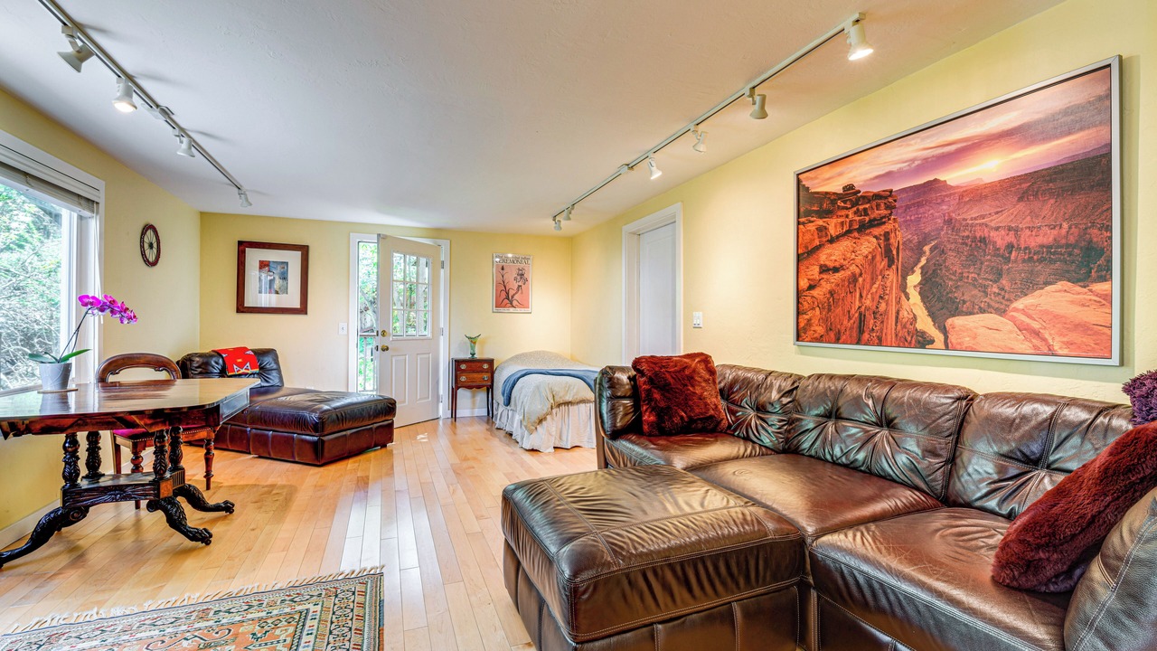 Photo of Bedroom in Almonte