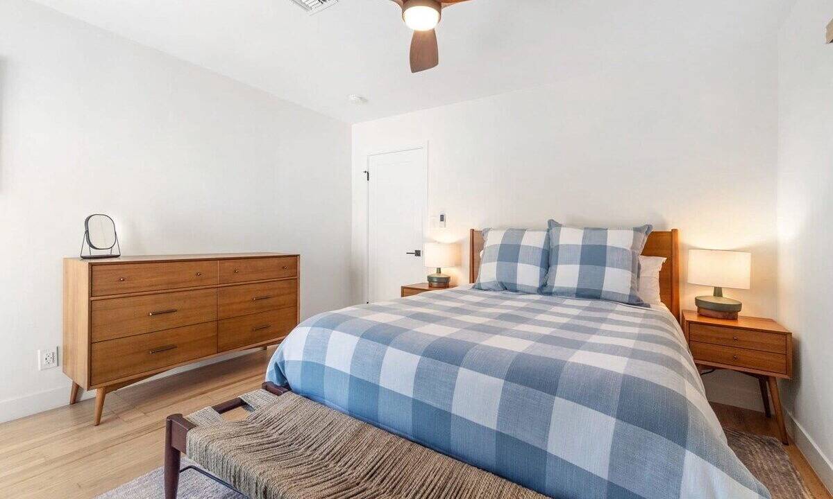Photo of Bedroom in Beach Barber Tract