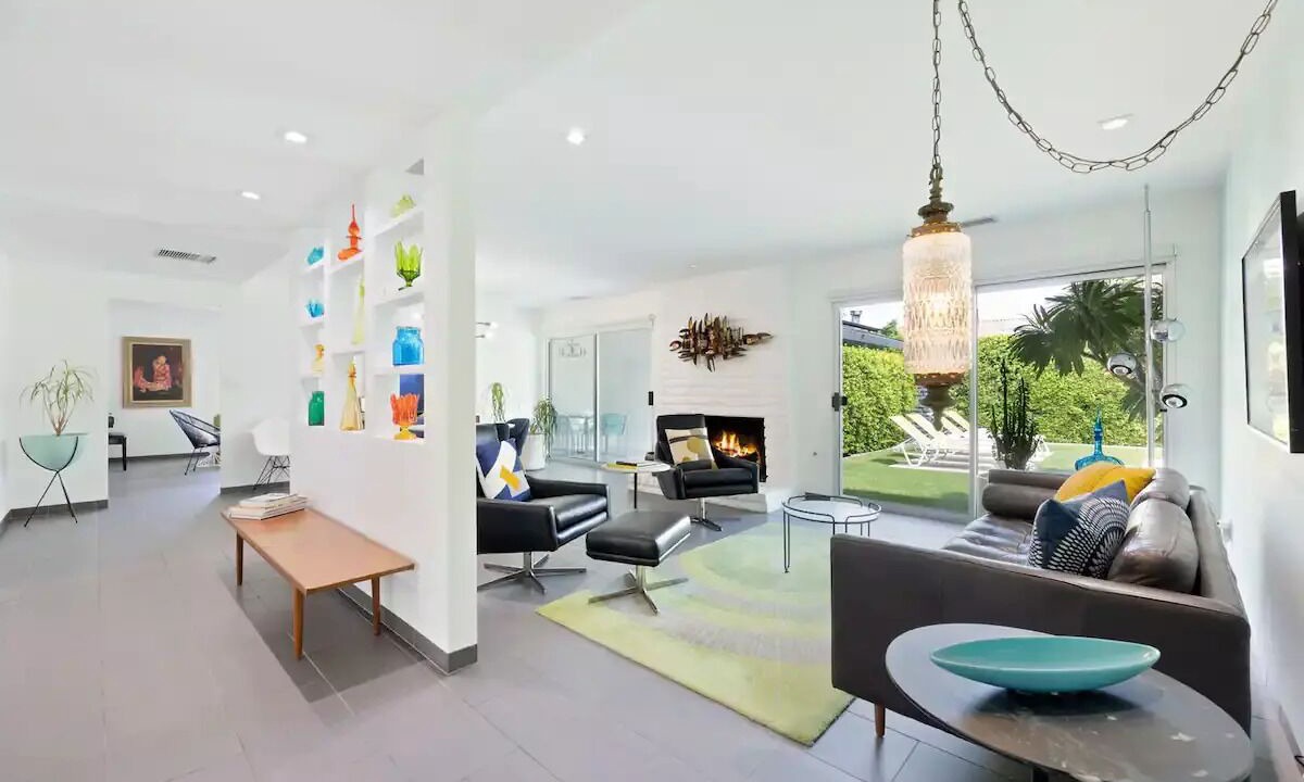 Photo of Livingroom in Deep Well Ranch