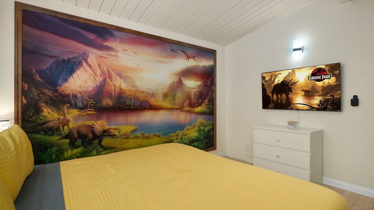 Photo of Bedroom in Anaheim Resort