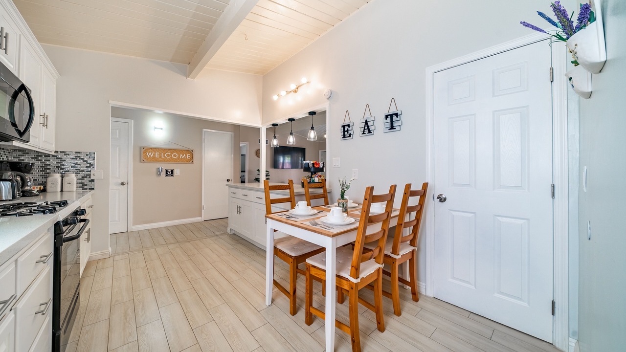 Photo of Kitchen in Anaheim Resort