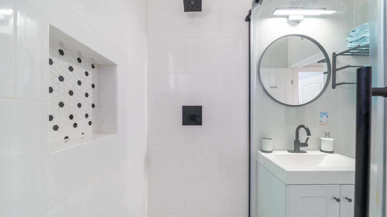 Photo of Bathroom in Anaheim Resort
