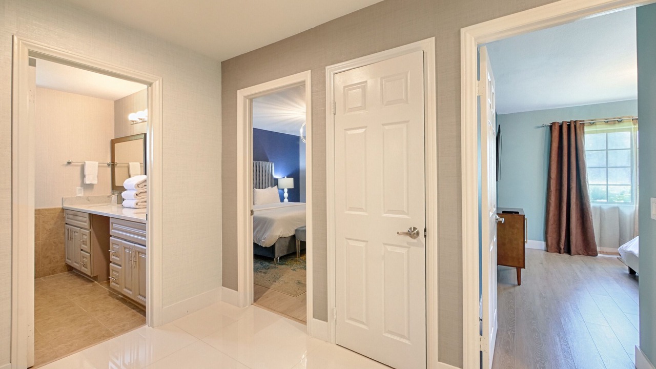 Photo of Bedroom in Cathedral City Cove