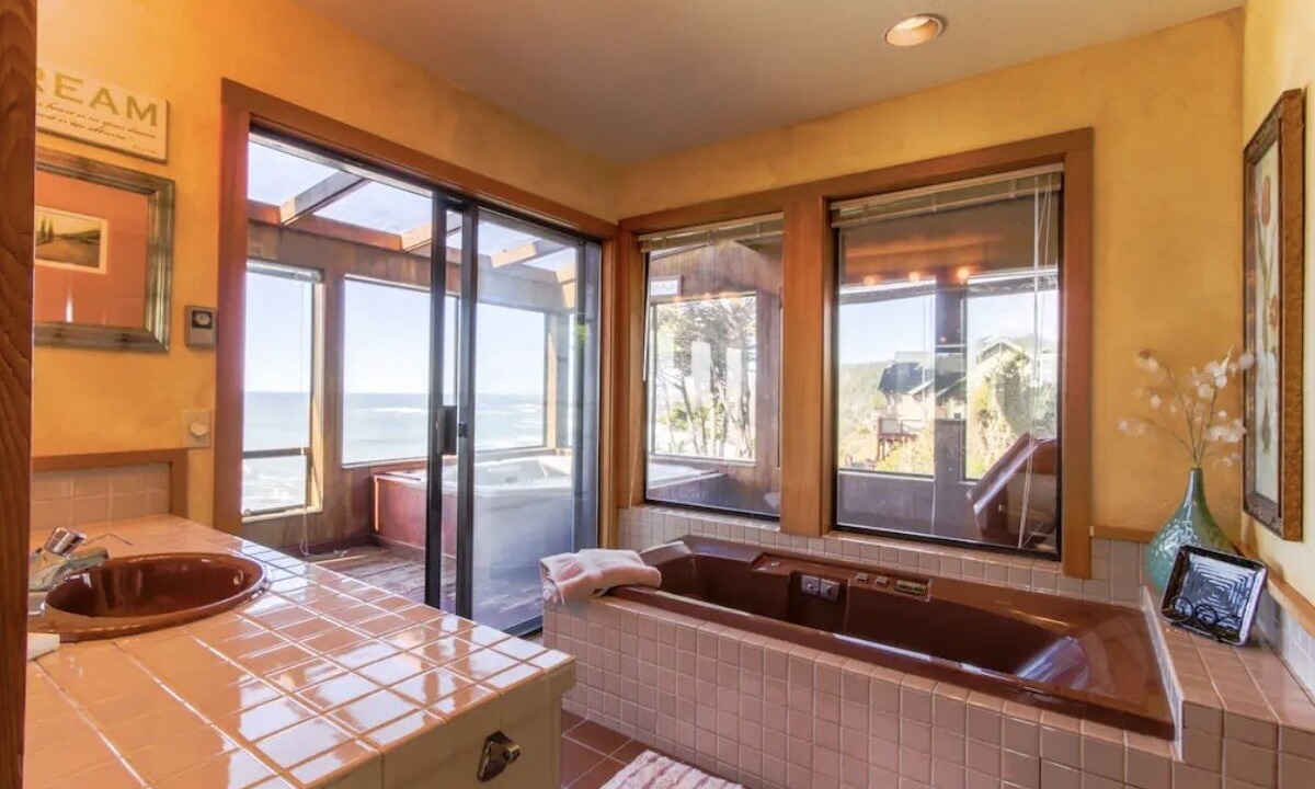 Photo of Bathroom in Gualala