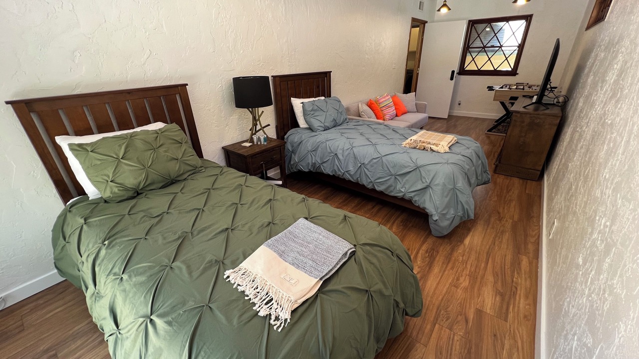 Photo of Bedroom in Woodland Hills