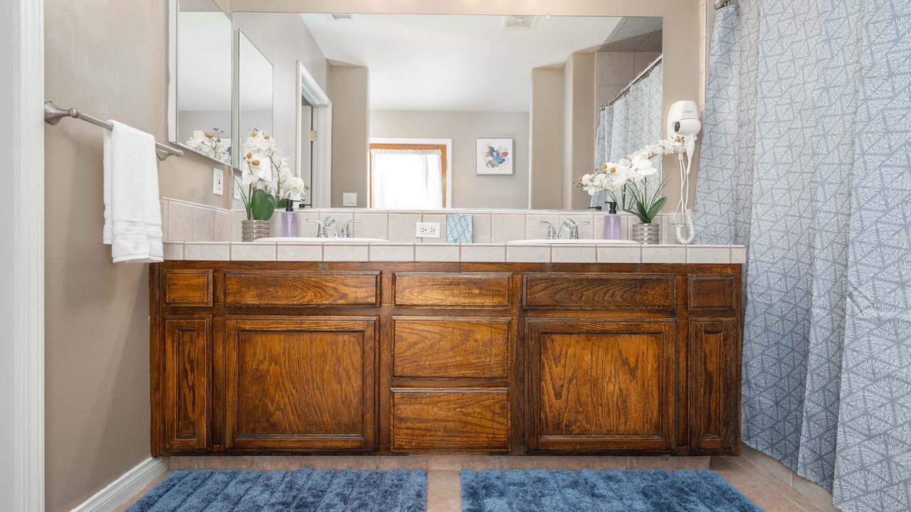 Photo of Bathroom in Pumpkin Center