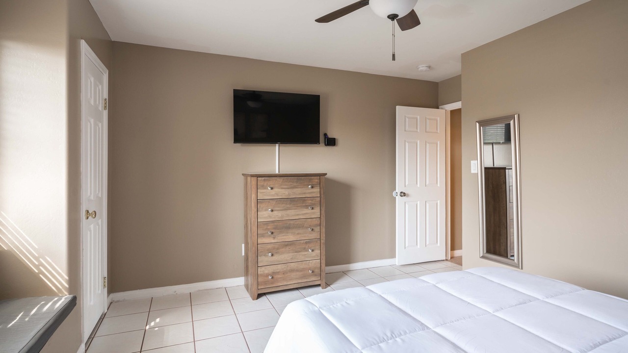 Photo of Bedroom in Pumpkin Center