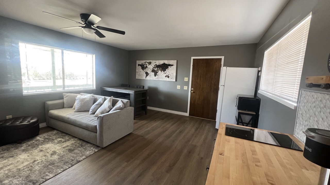 Photo of Livingroom in Hesperia