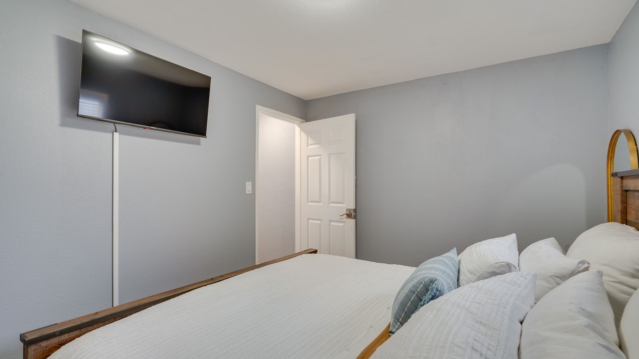 Photo of Bedroom in Ashland