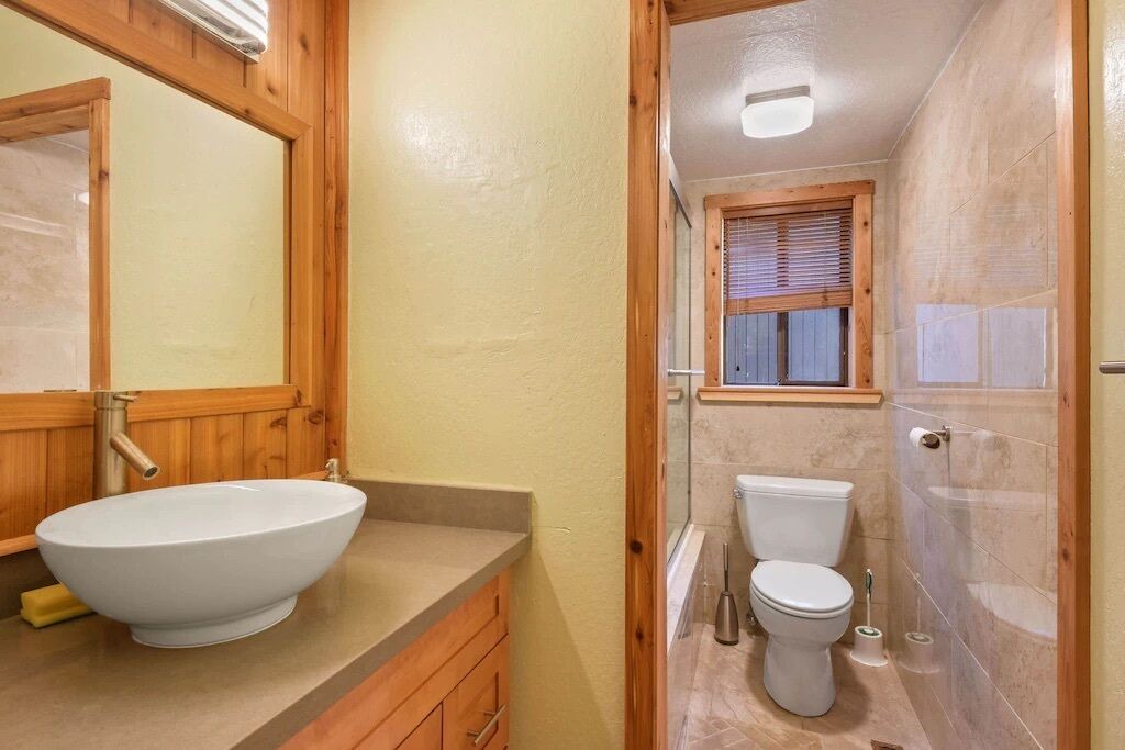 Photo of Bathroom in Kingswood Estates
