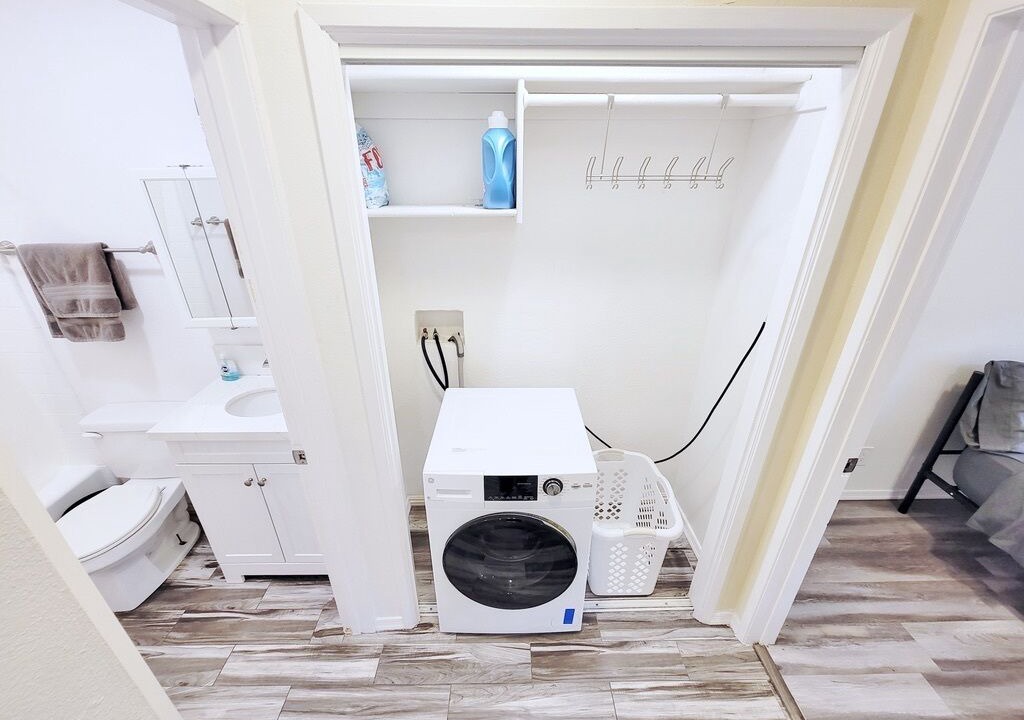 Photo of Bathroom in Valley Glen