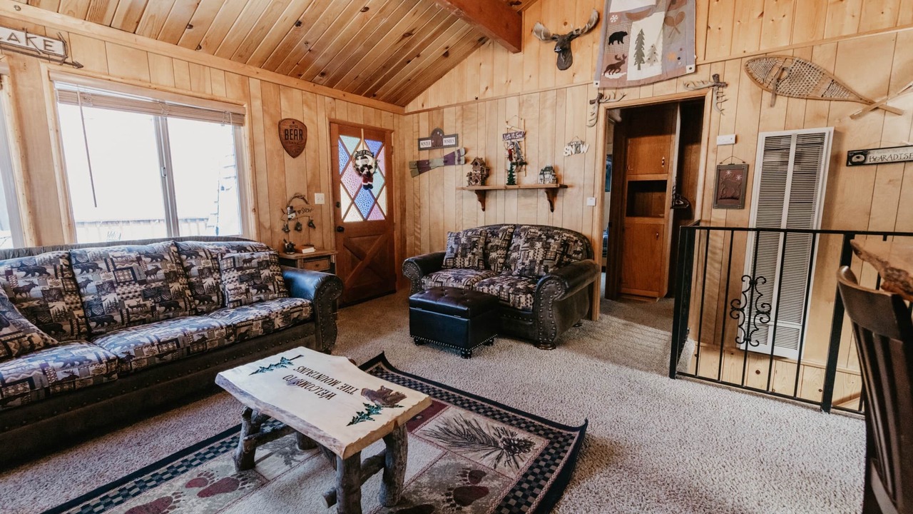 Photo of Bedroom in Moonridge