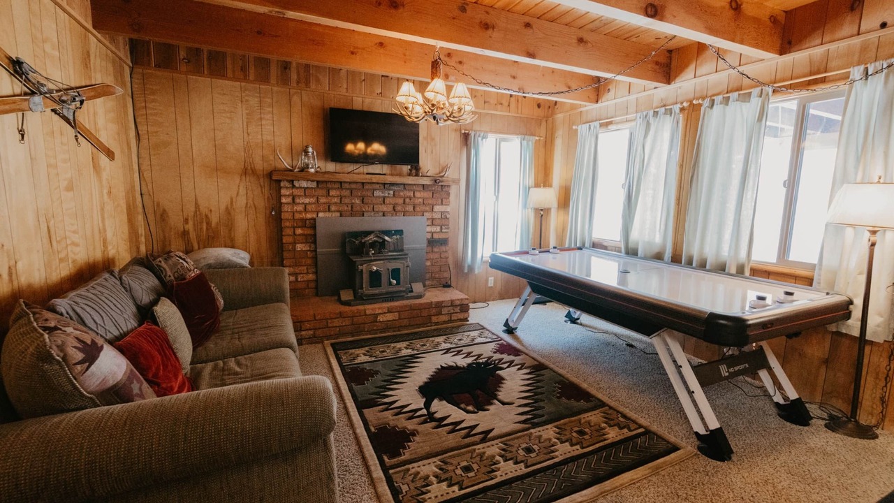Photo of Bedroom in Moonridge
