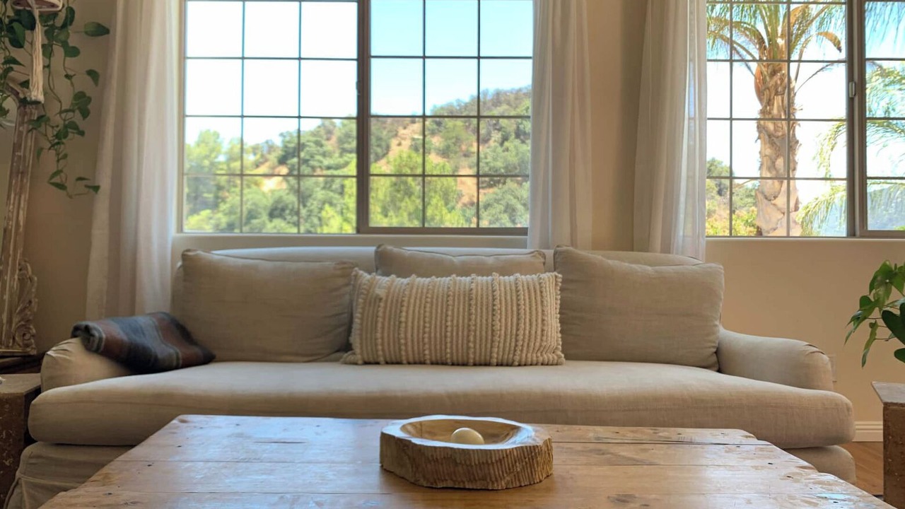 Photo of Livingroom in Topanga
