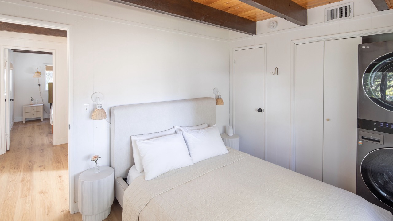 Photo of Bedroom in Crestline