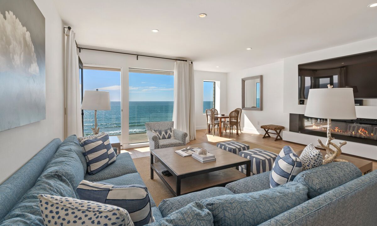 Photo of Livingroom in Solana Beach