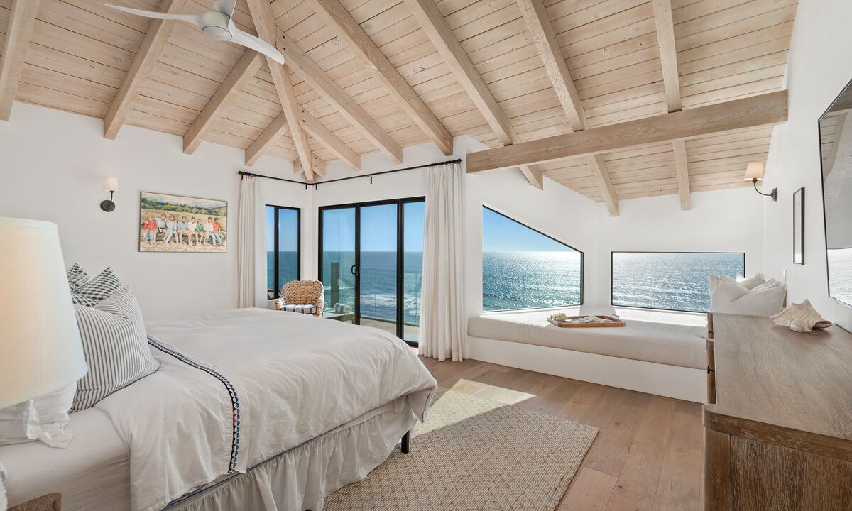 Photo of Bedroom in Solana Beach