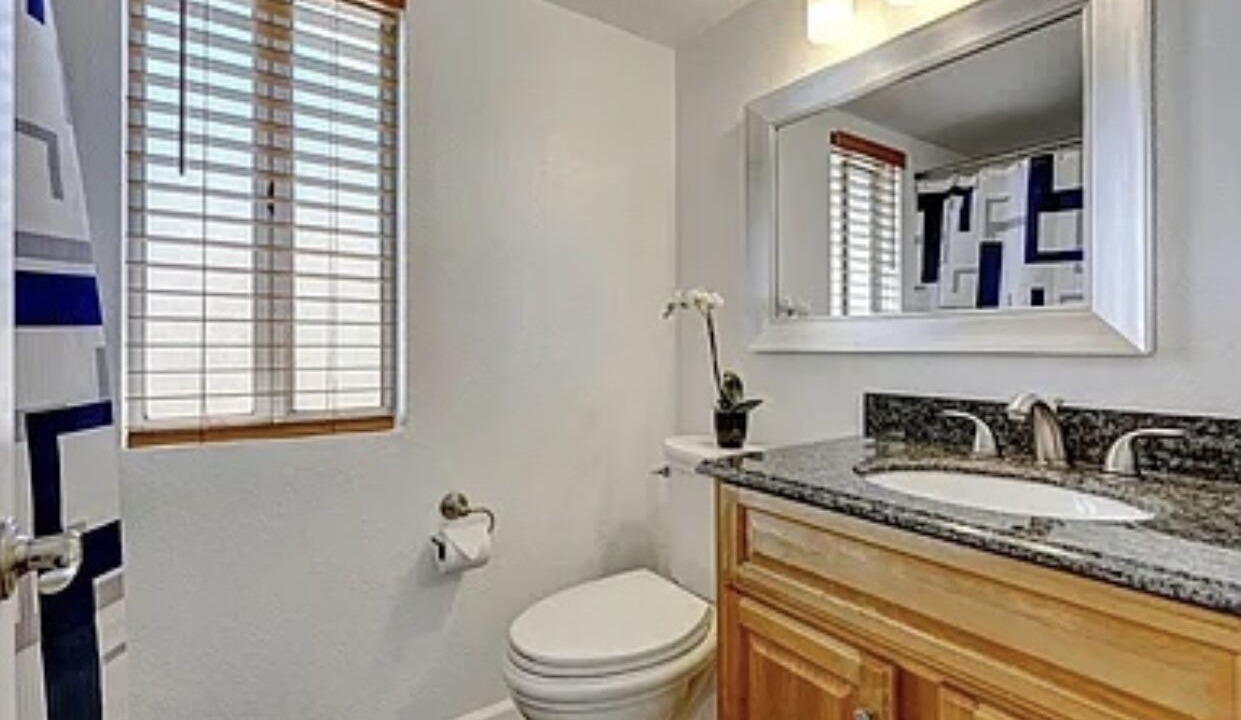 Photo of Bathroom in Laguna Beach
