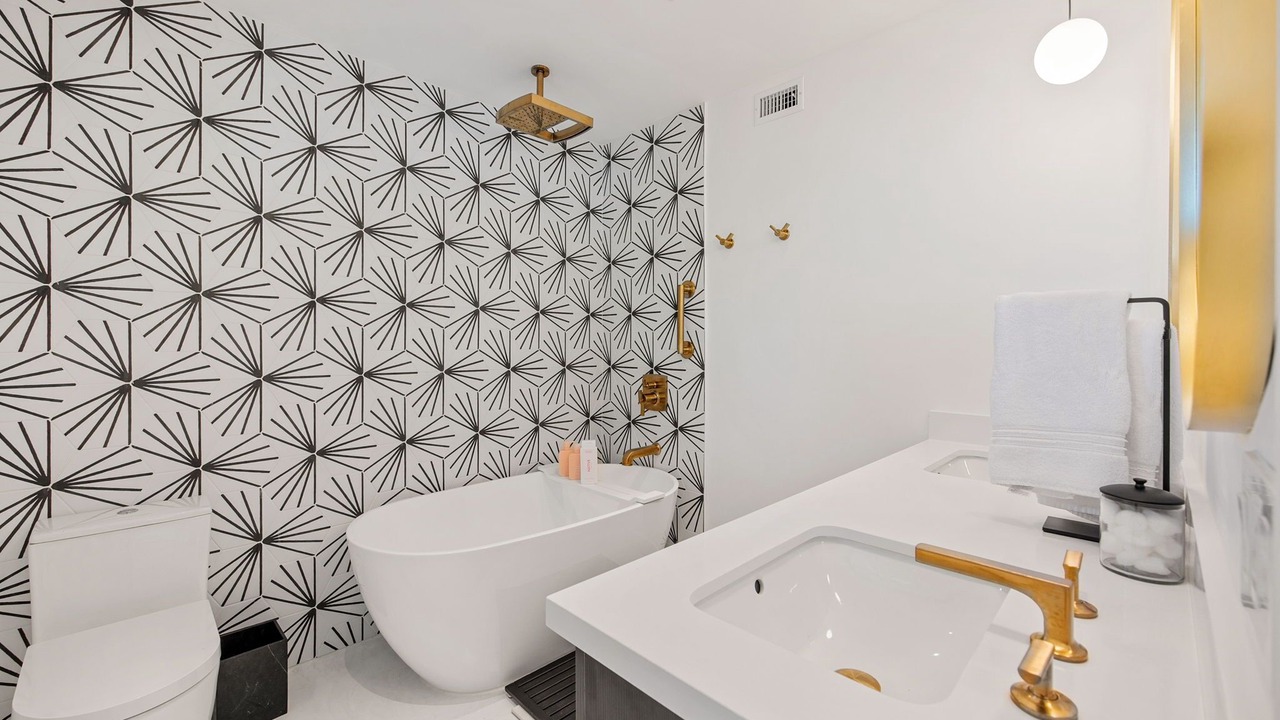 Photo of Bathroom in Indian Canyon